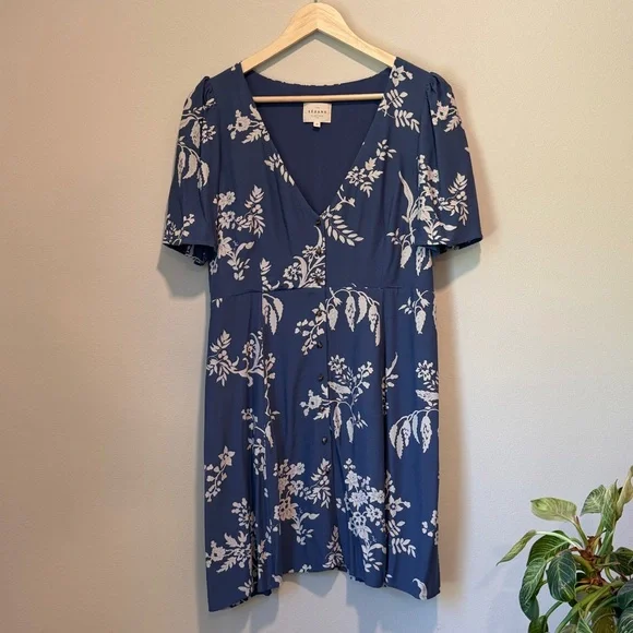 SÉZANE Lily Dress in Blue & Cream Floral Print sz US 8 / FR 40 EUC - Picture 3 of 12